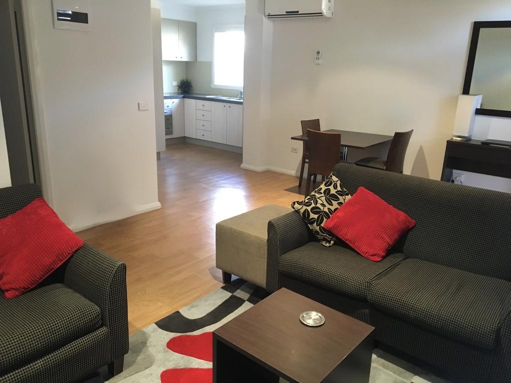 Encore Apartments Bathurst Esterno foto