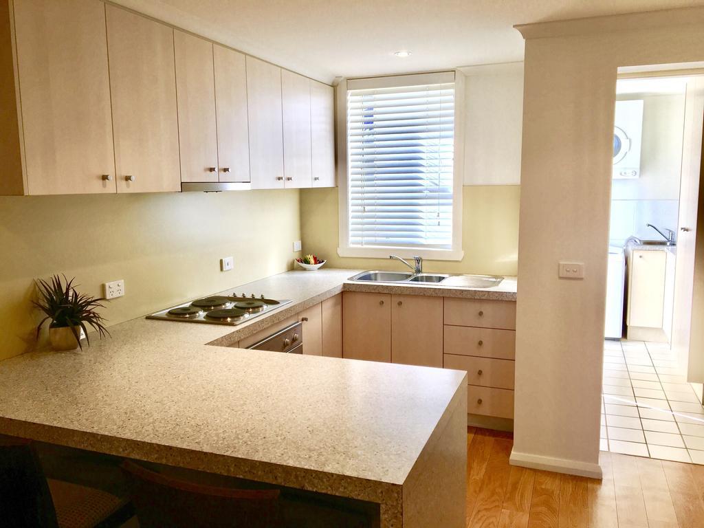 Encore Apartments Bathurst Esterno foto